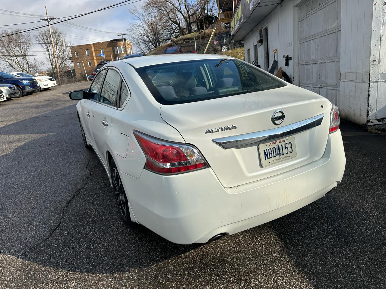 Nissan Altima 2.5 SV 2015