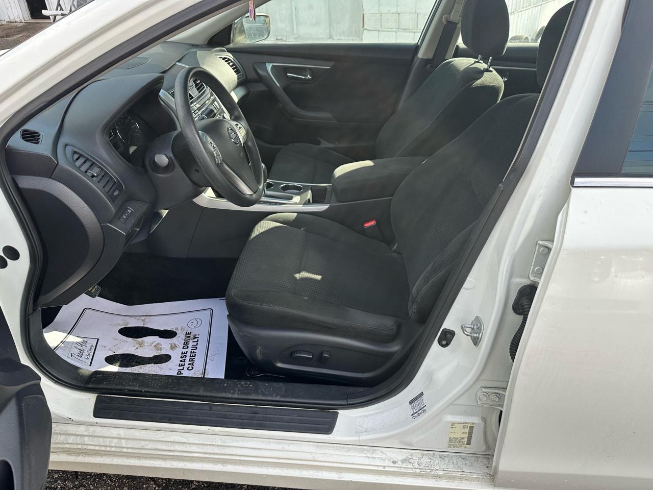 Nissan Altima 2.5 SV 2015