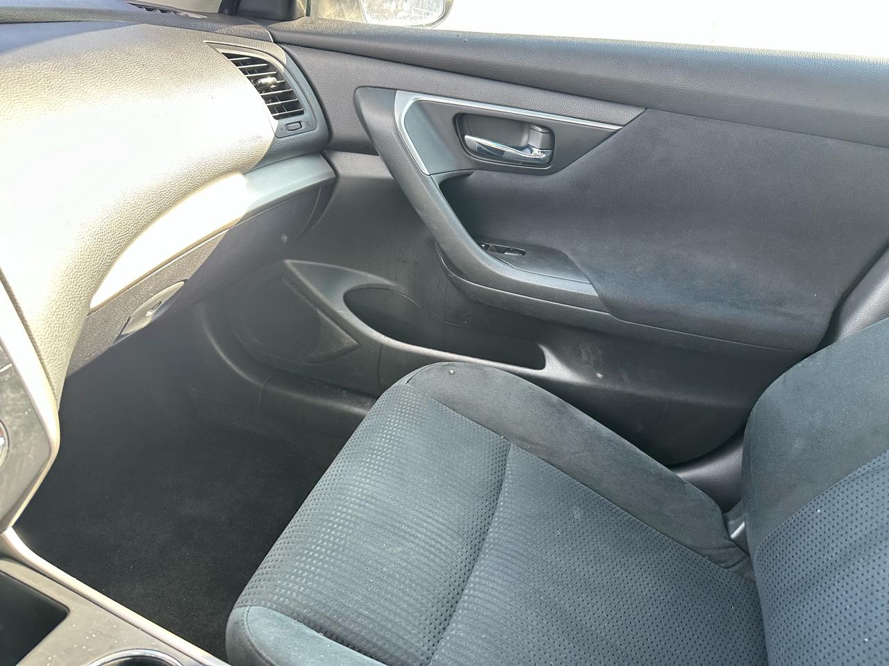 Nissan Altima 2.5 SV 2015