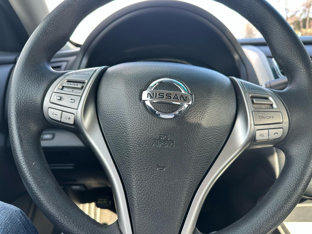 Nissan Altima 2.5 SV 2015