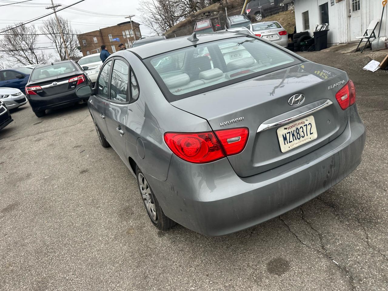 Hyundai Elantra SE 2010