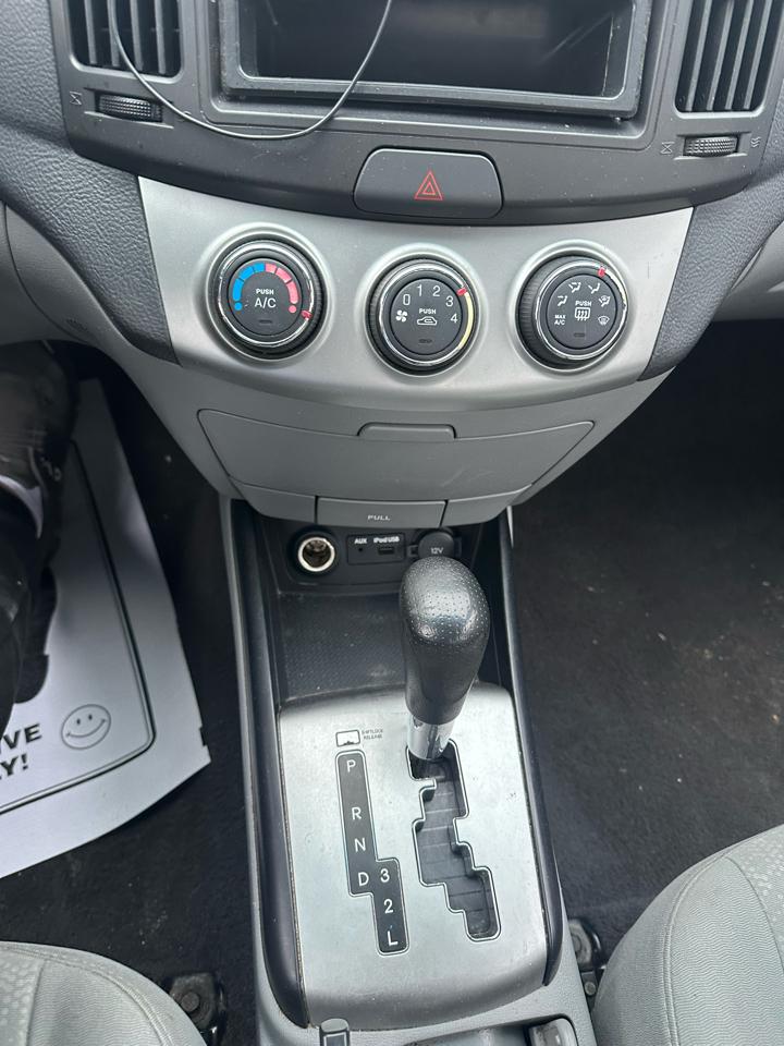 Hyundai Elantra SE 2010