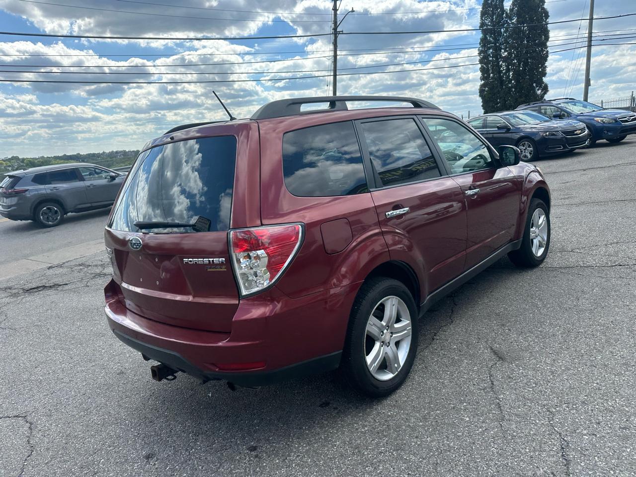 Subaru Forester 2.5X Premium 2010