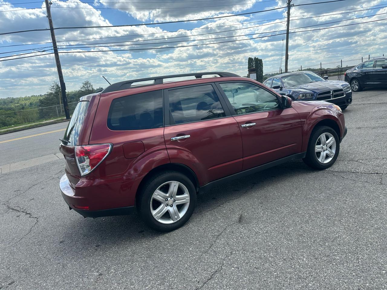 Subaru Forester 2.5X Premium 2010