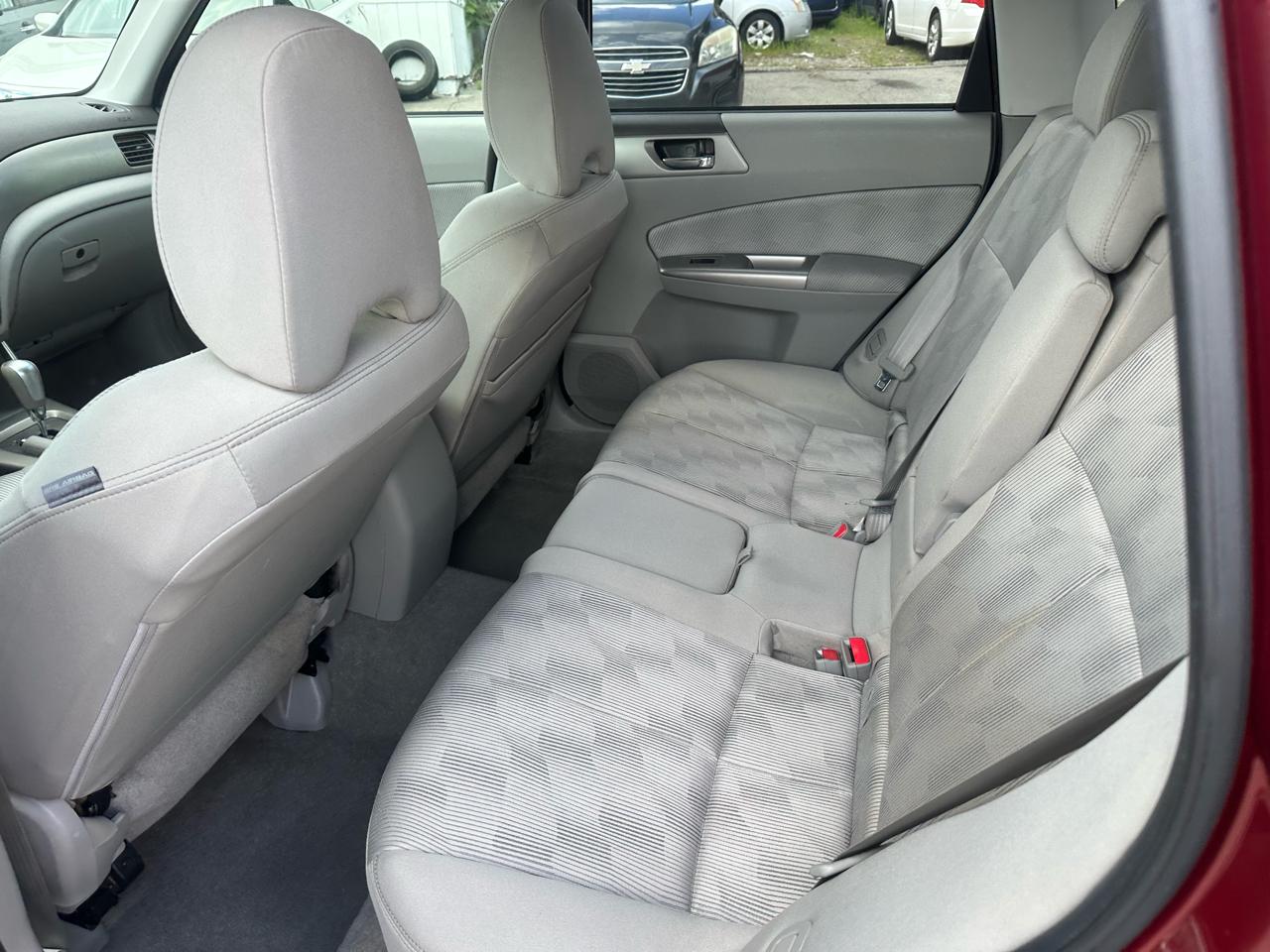 Subaru Forester 2.5X Premium 2010