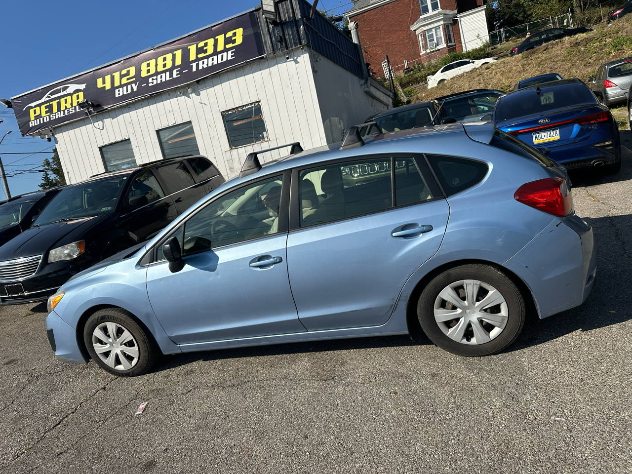 Subaru Impreza Base 5-Door 2012 Subaru Impreza Base 5-Door 2012