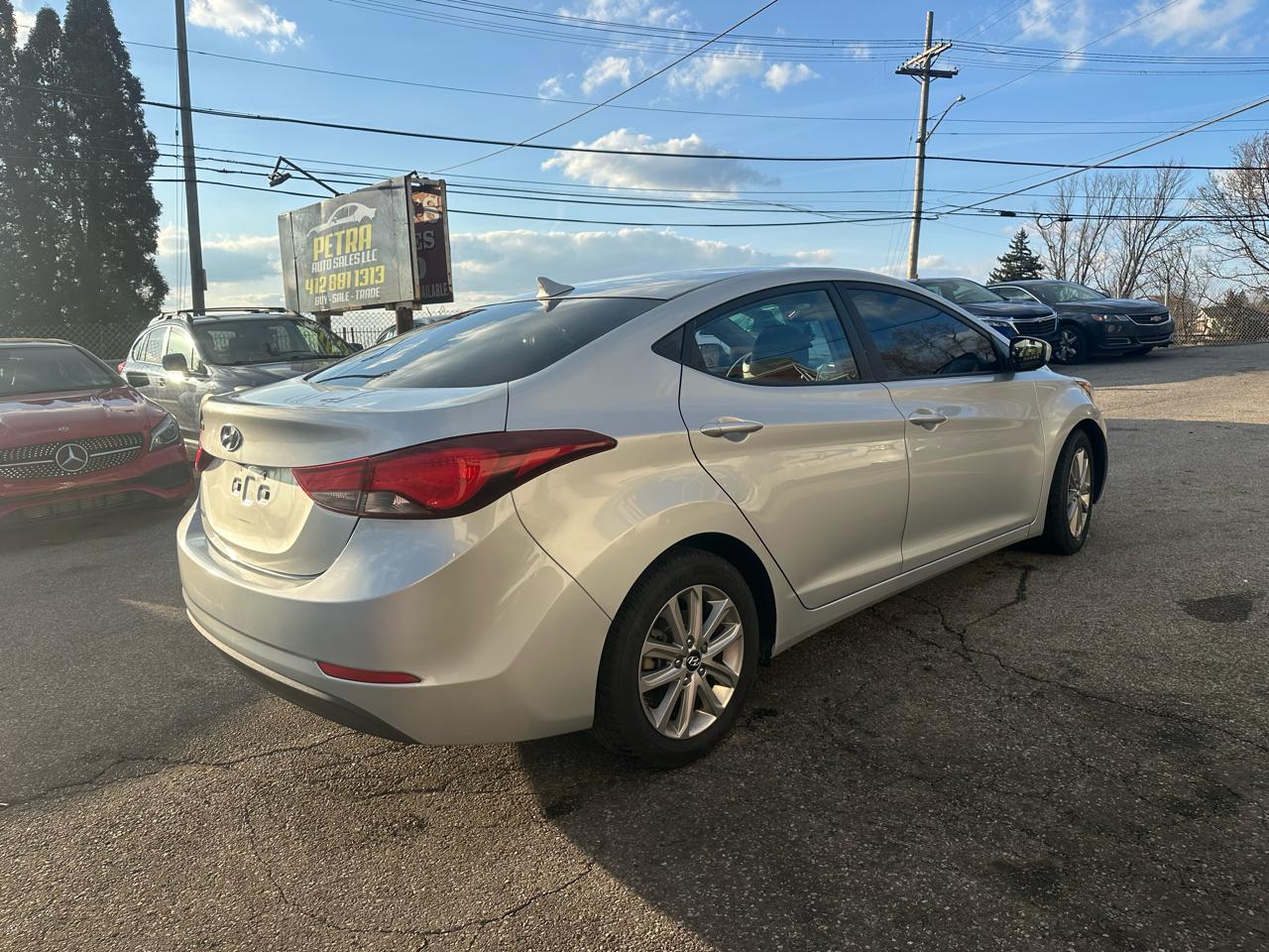 Hyundai Elantra Limited 2014