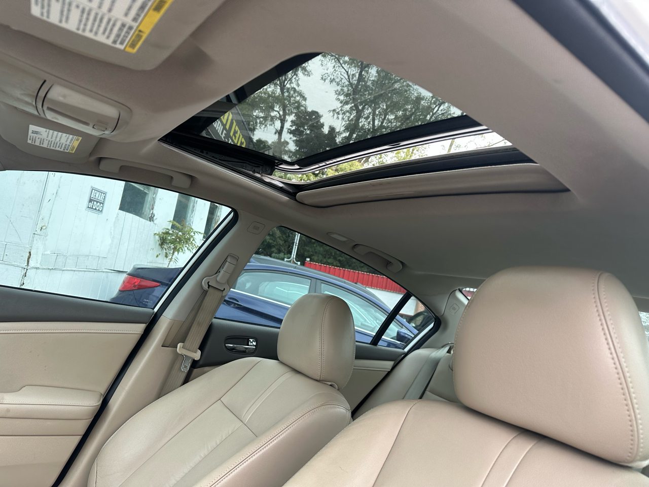 Nissan Altima 3.5 SR 2012 Nissan Altima 3.5 SR 2012