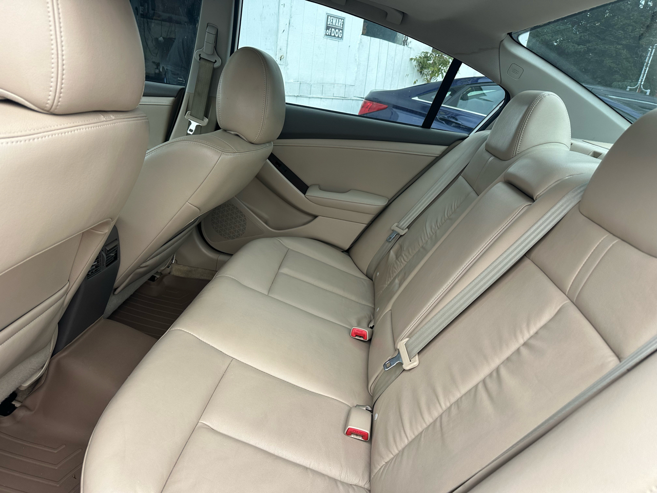 Nissan Altima 3.5 SR 2012 Nissan Altima 3.5 SR 2012