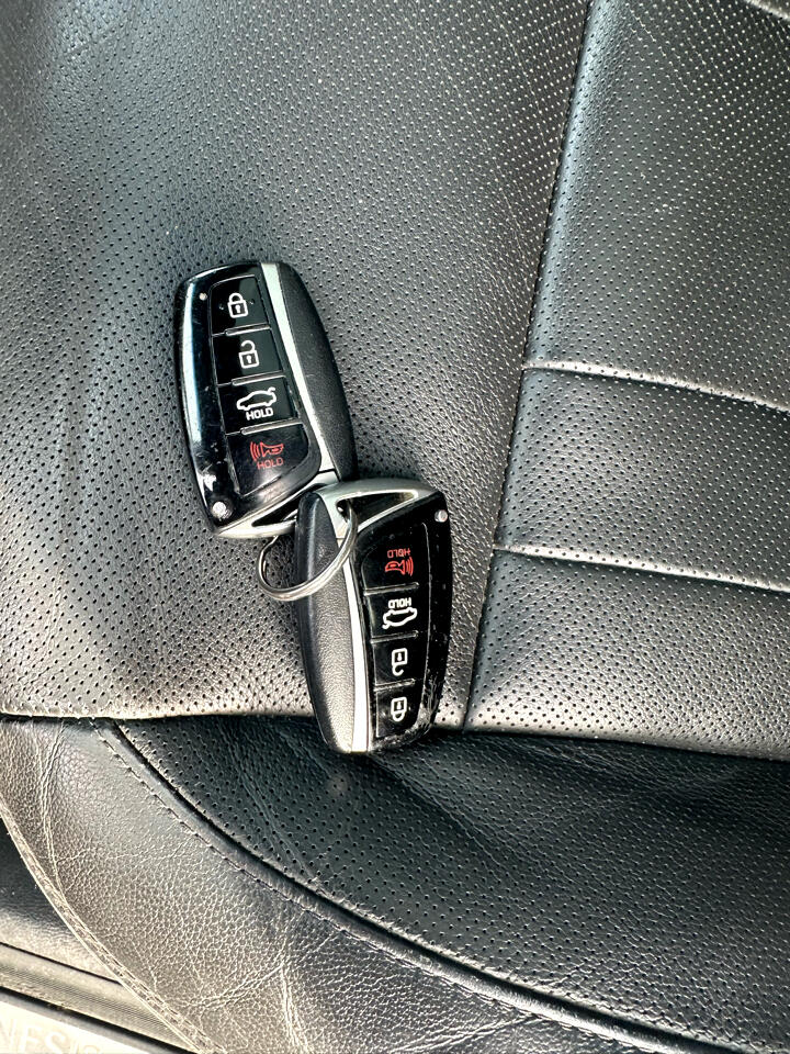 Hyundai Genesis 3.8L 2016