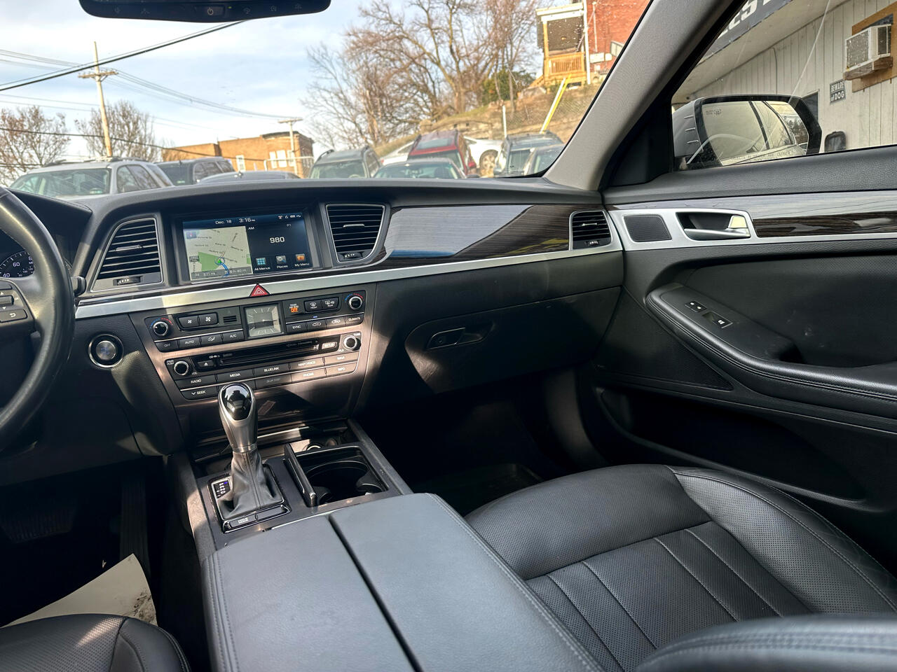 Hyundai Genesis 3.8L 2016