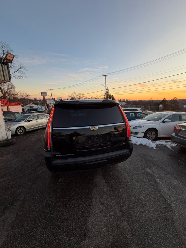 Cadillac Escalade Premium 4WD 2017