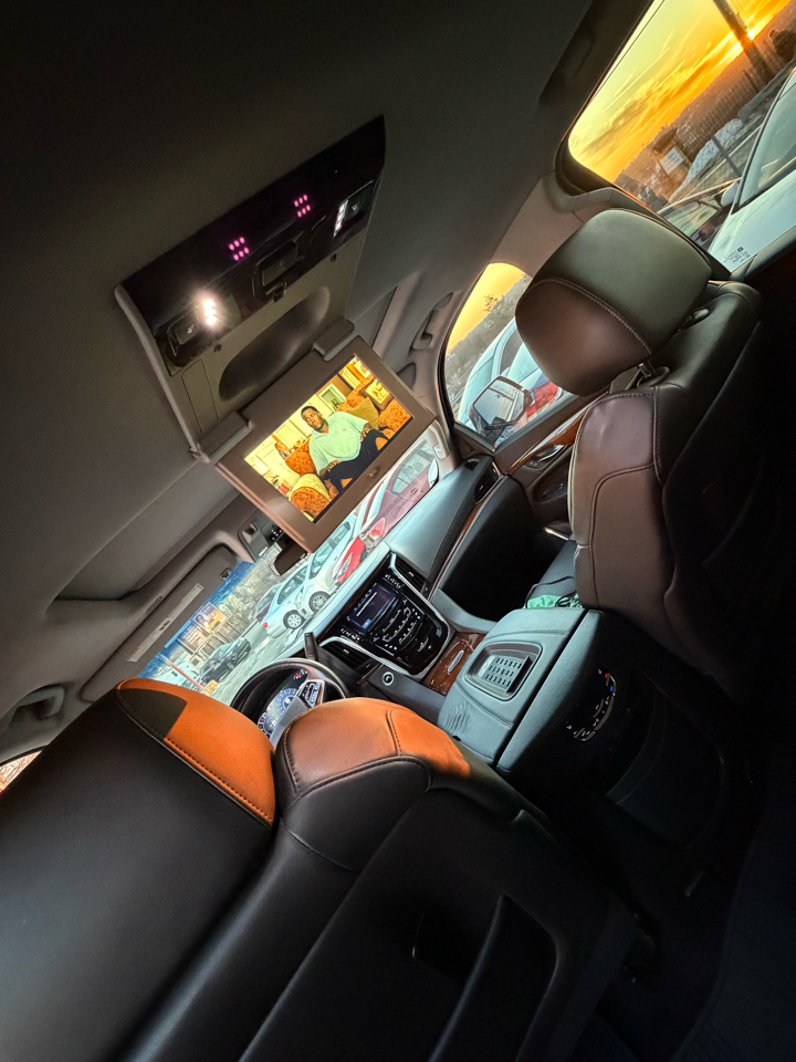 Cadillac Escalade Premium 4WD 2017