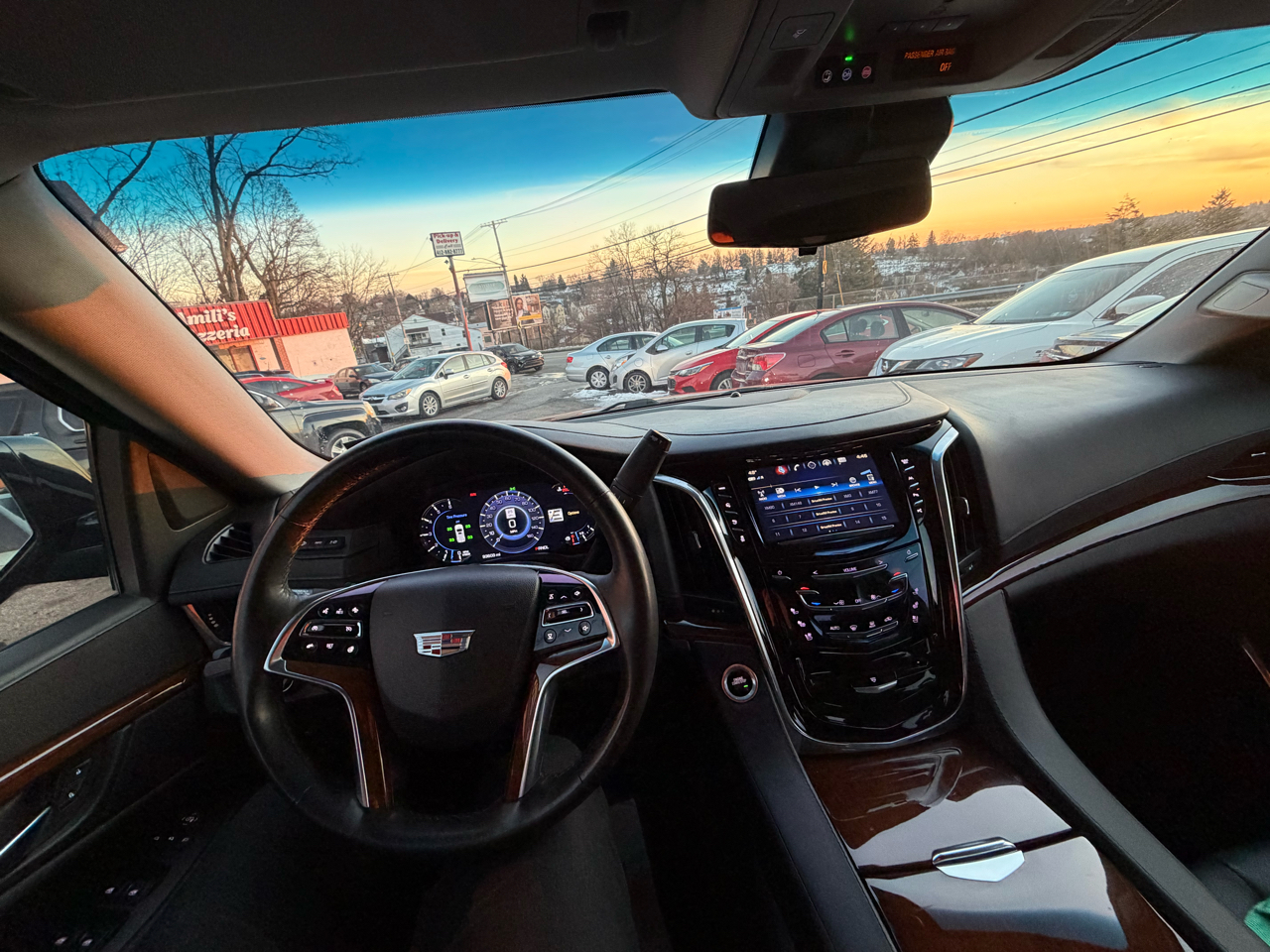 Cadillac Escalade Premium 4WD 2017