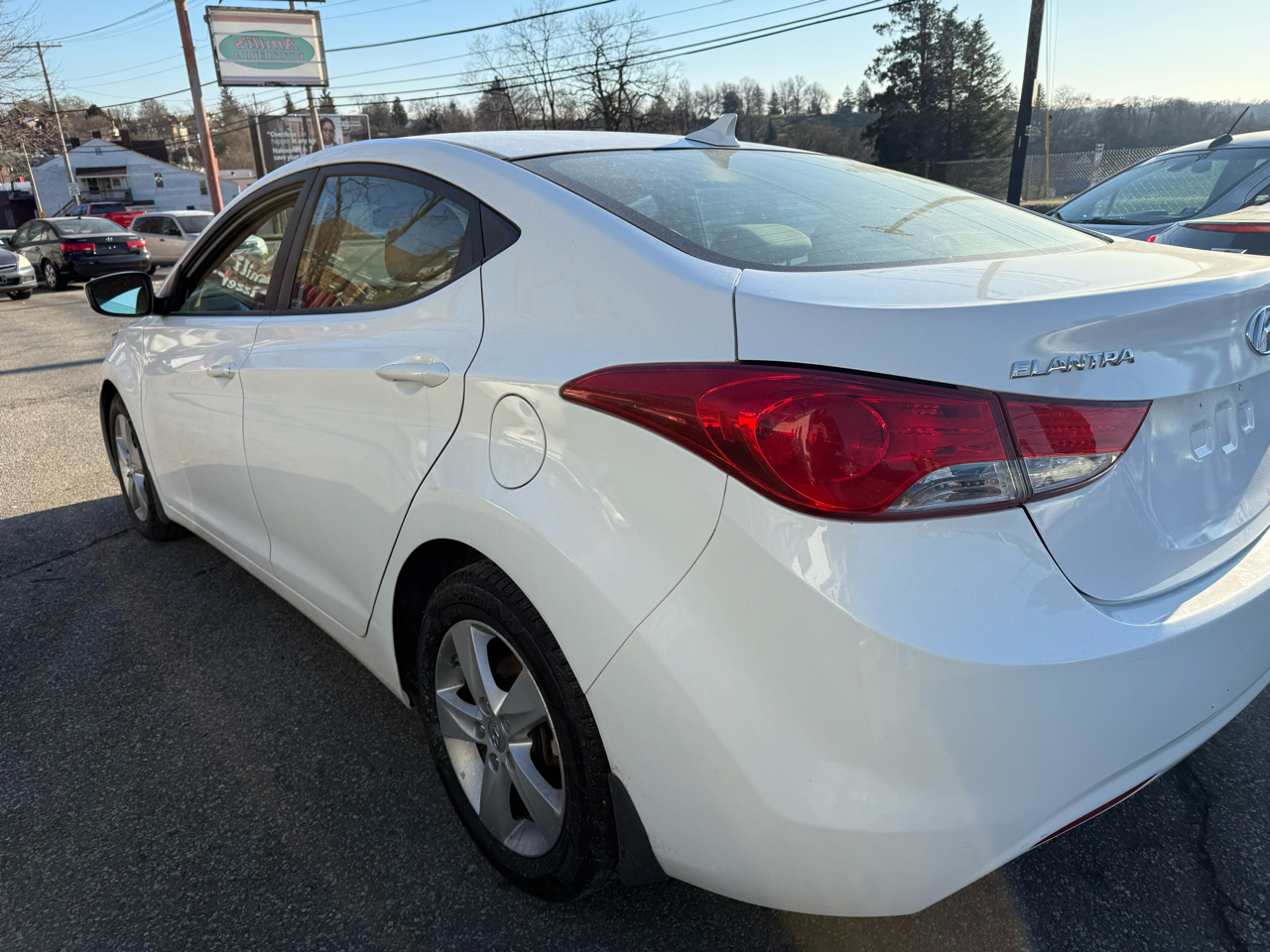 Hyundai Elantra Limited 2013