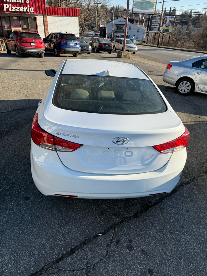 Hyundai Elantra Limited 2013
