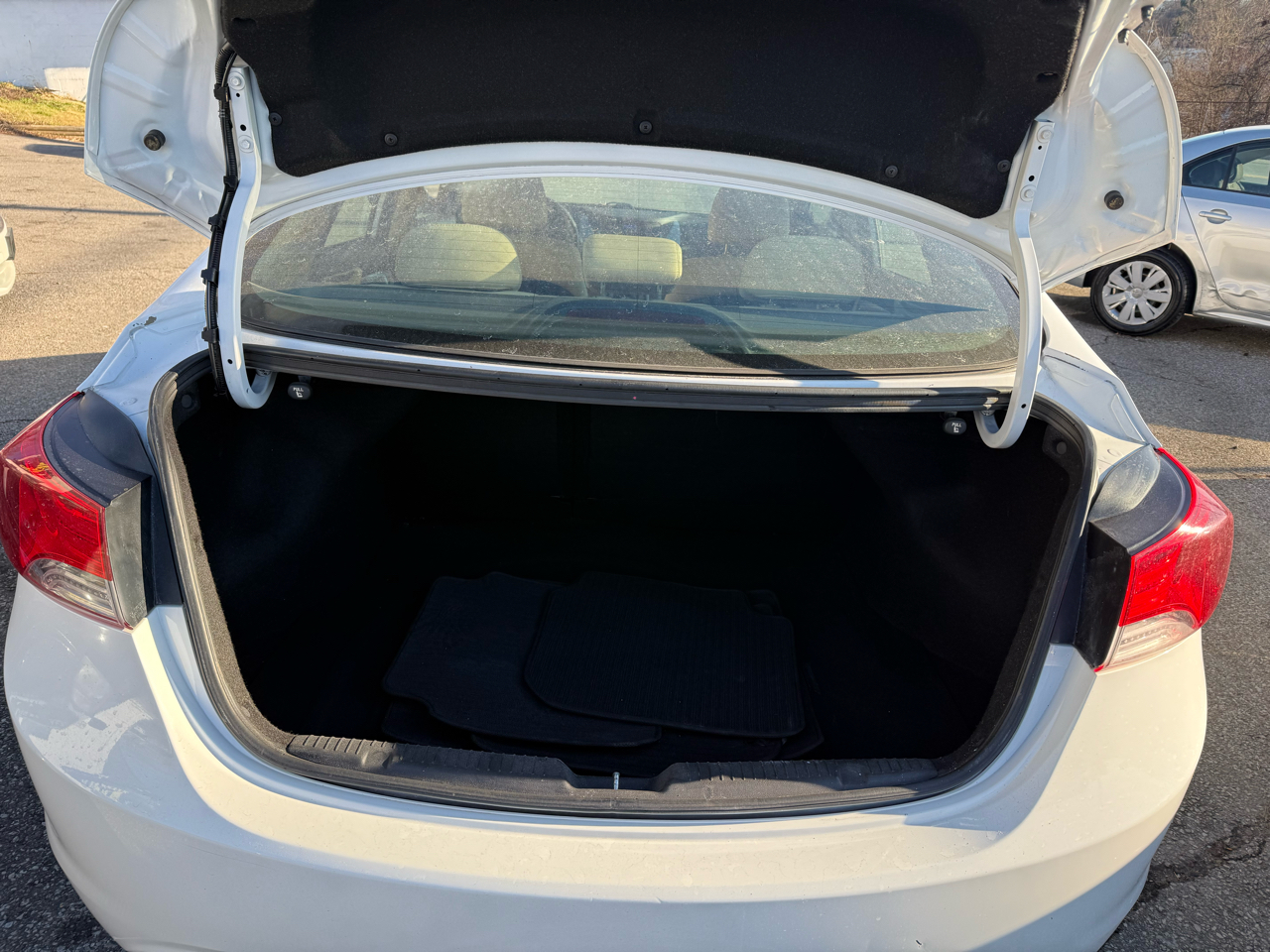 Hyundai Elantra Limited 2013