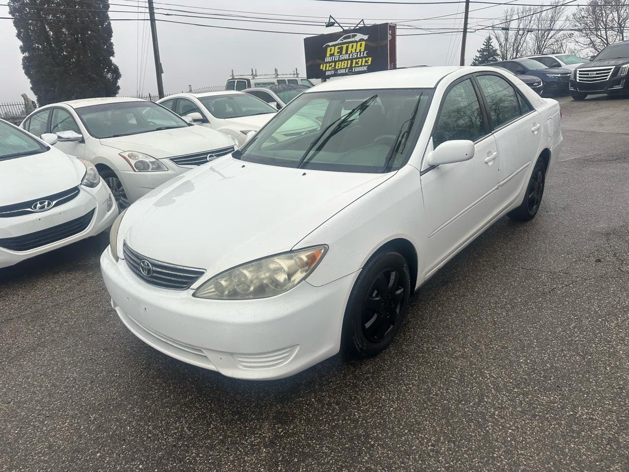 Toyota Camry LE 2005