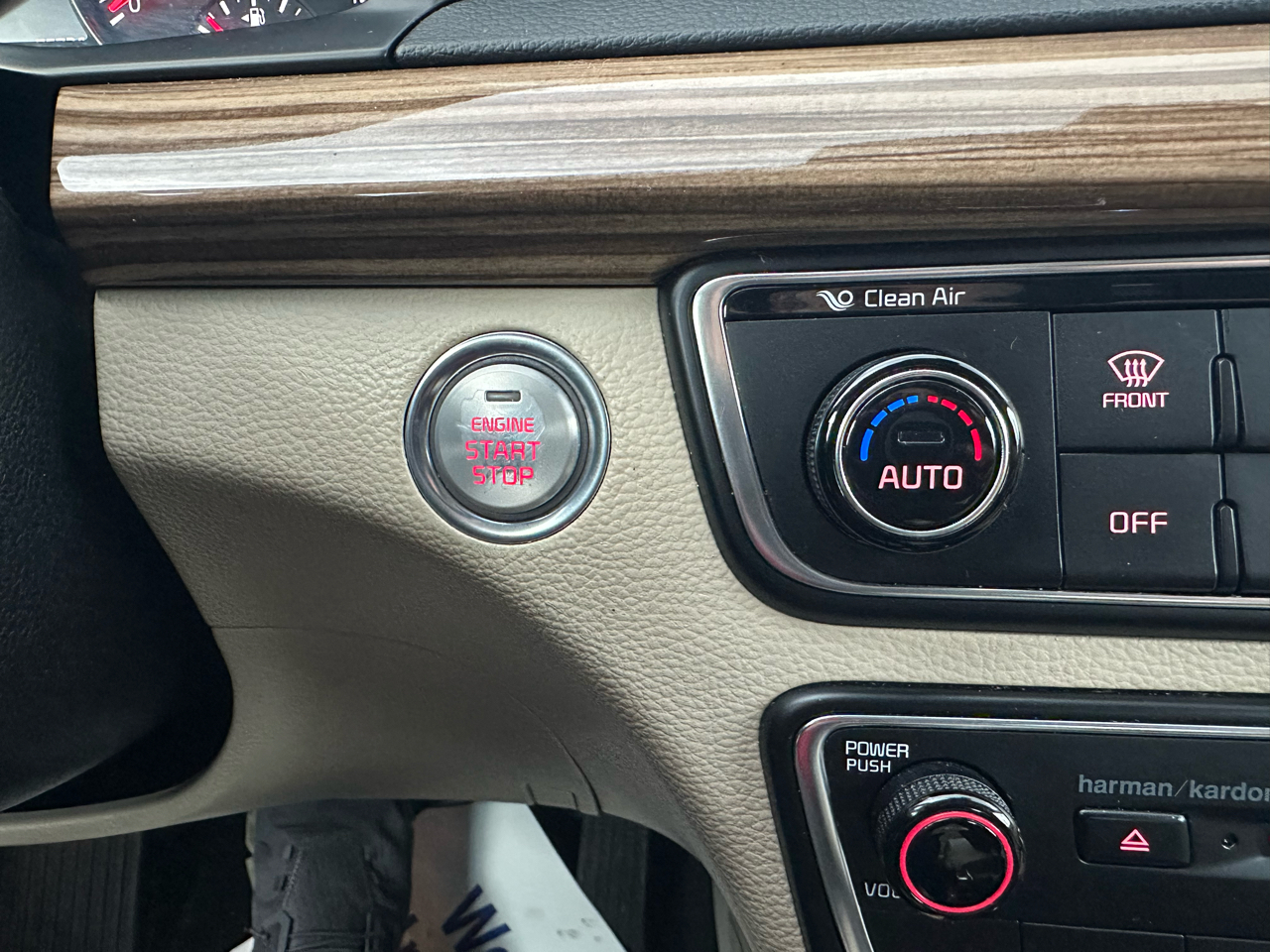 Kia Cadenza Limited 2017