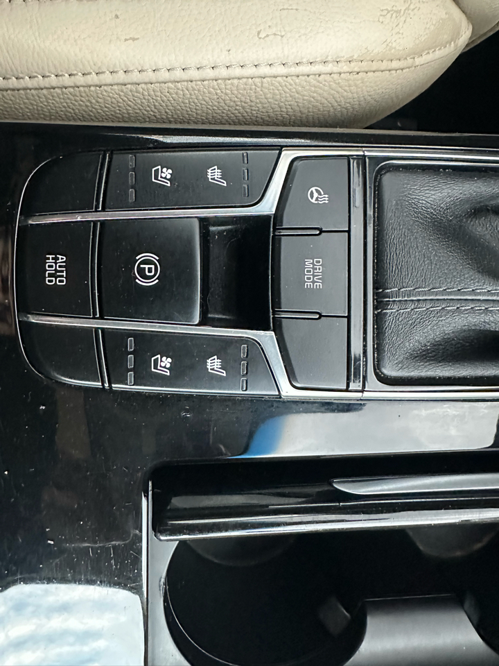 Kia Cadenza Limited 2017