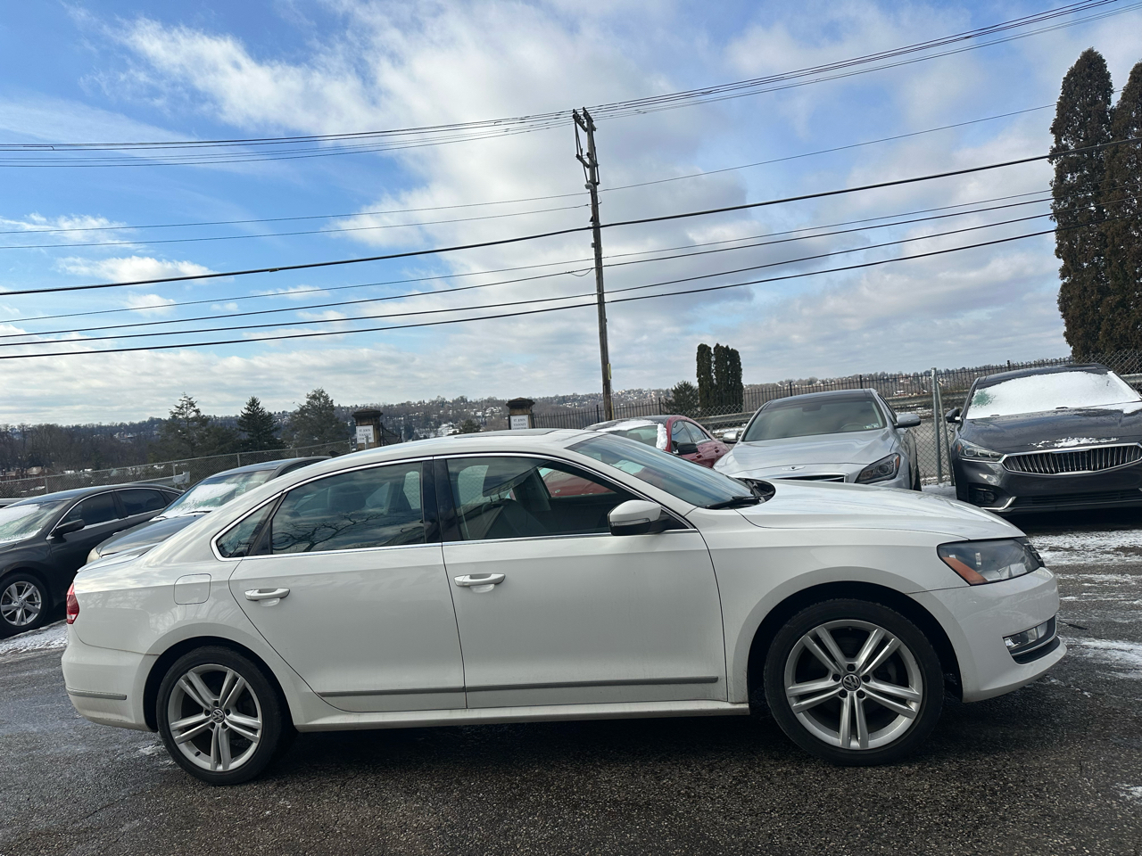 Volkswagen Passat SEL Premium PZEV 6A 2015