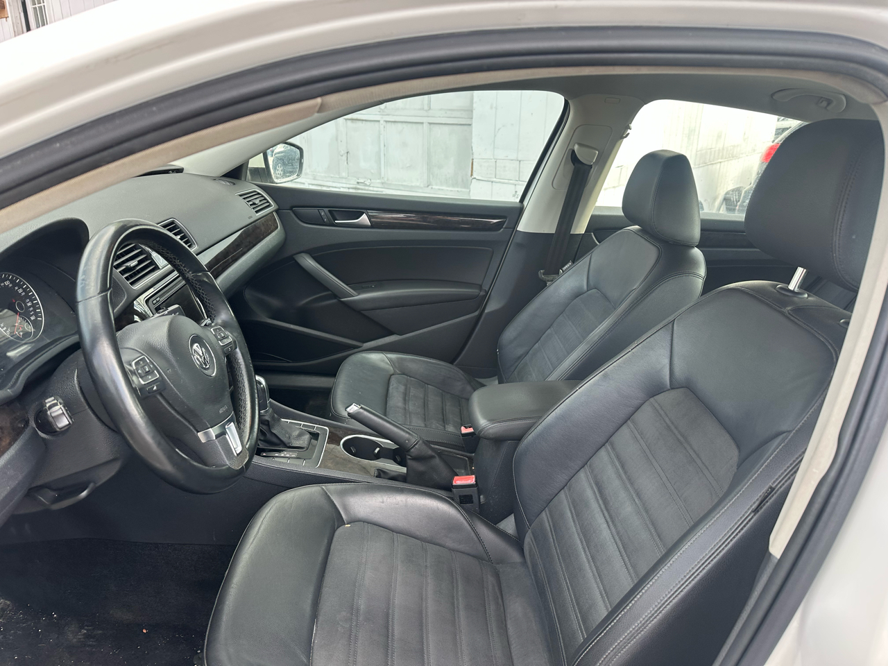 Volkswagen Passat SEL Premium PZEV 6A 2015