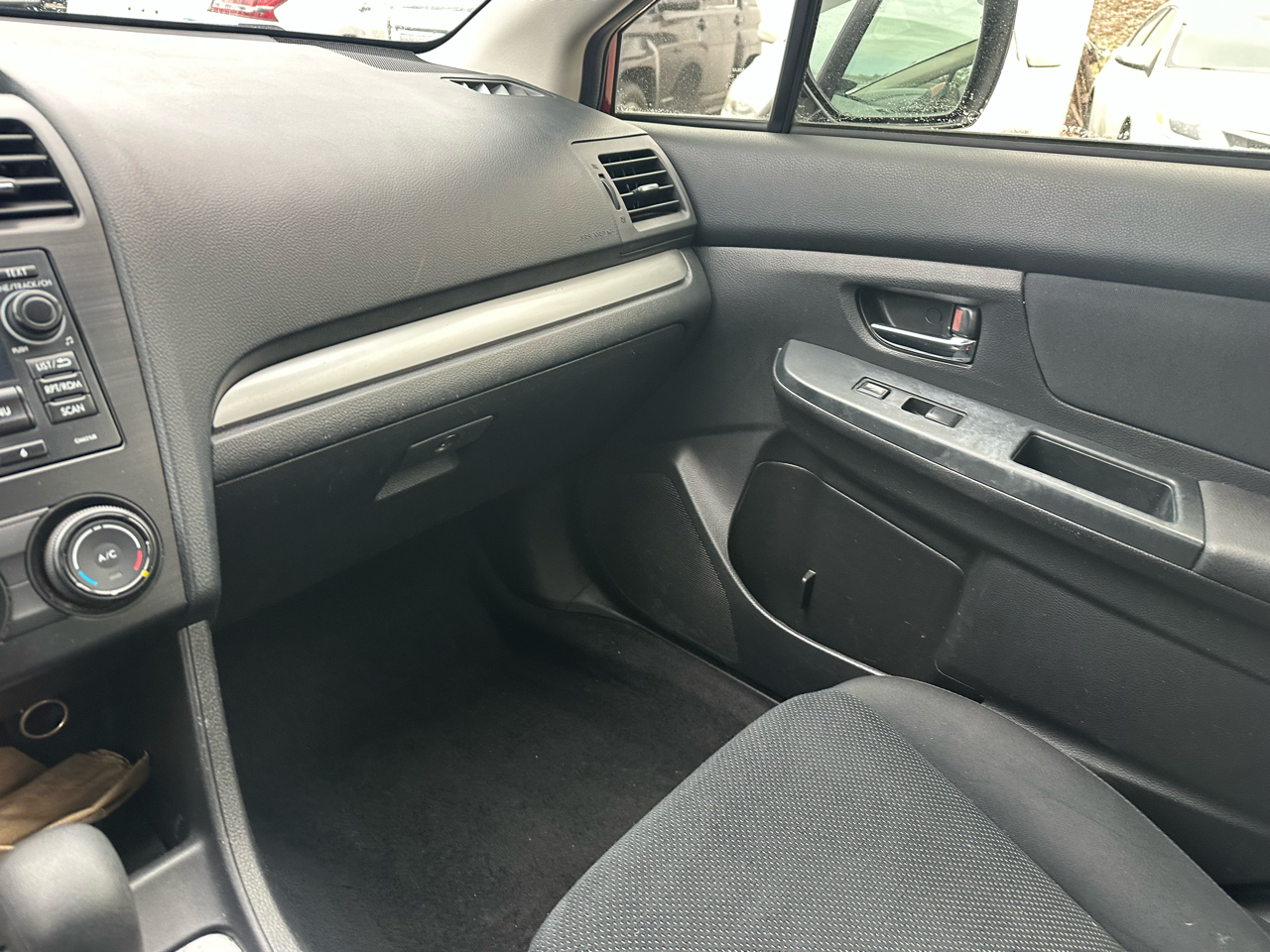 Subaru Impreza 2.0i Premium 5-Door w/All Weather Package 2014