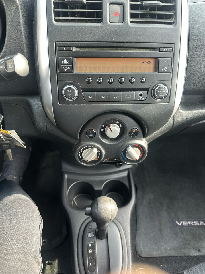 Nissan Versa Note S 2014