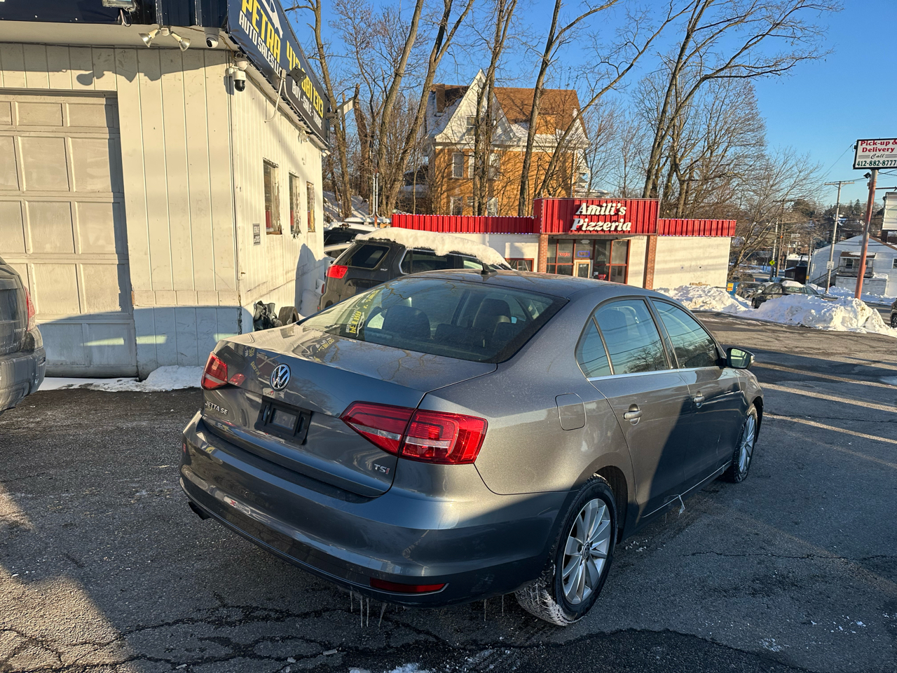 Volkswagen Jetta SE 6A 2015