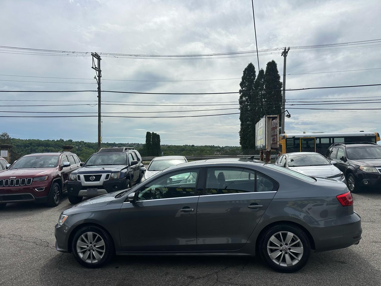 Volkswagen Jetta SE 6A 2015