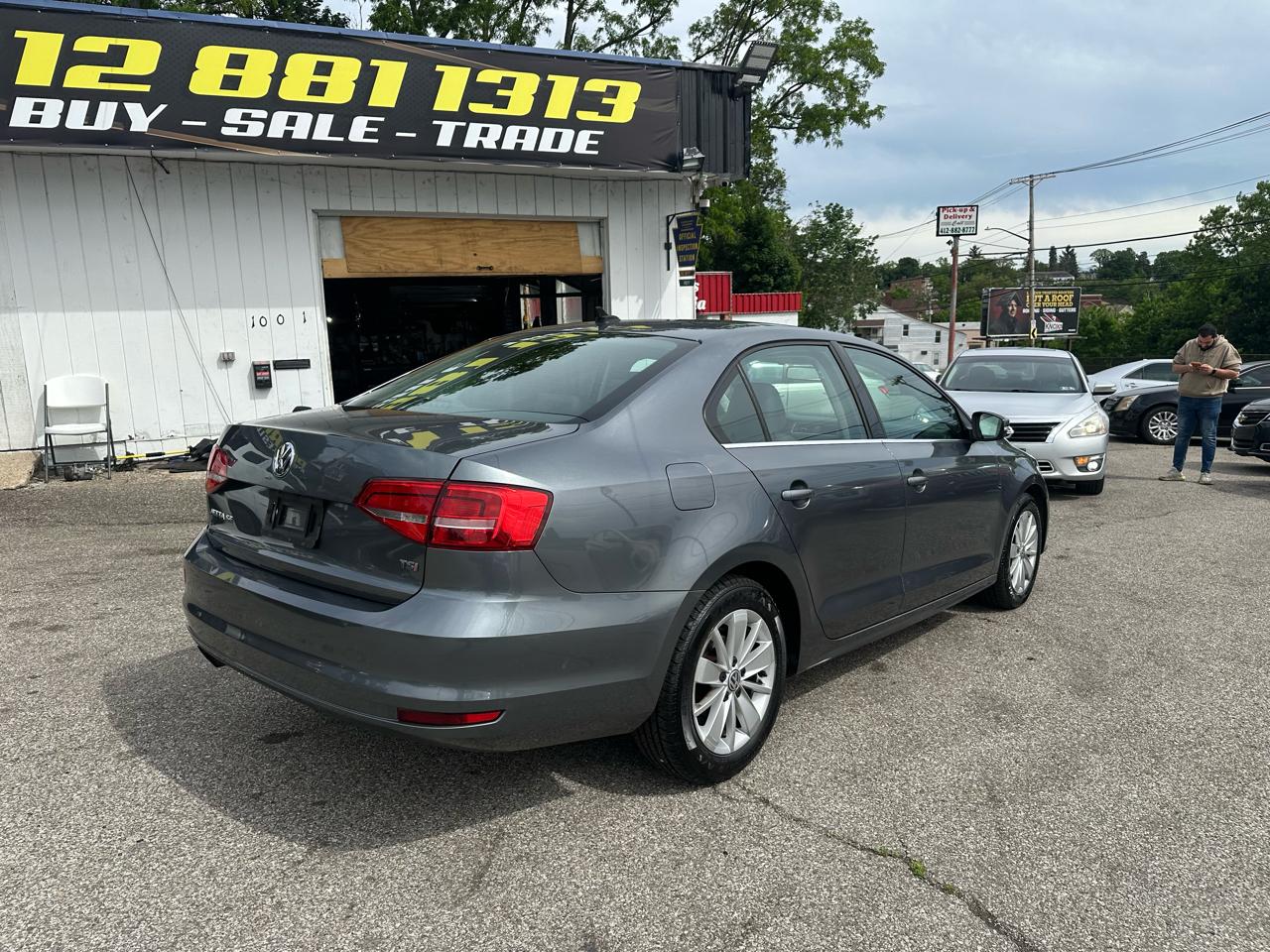 Volkswagen Jetta SE 6A 2015