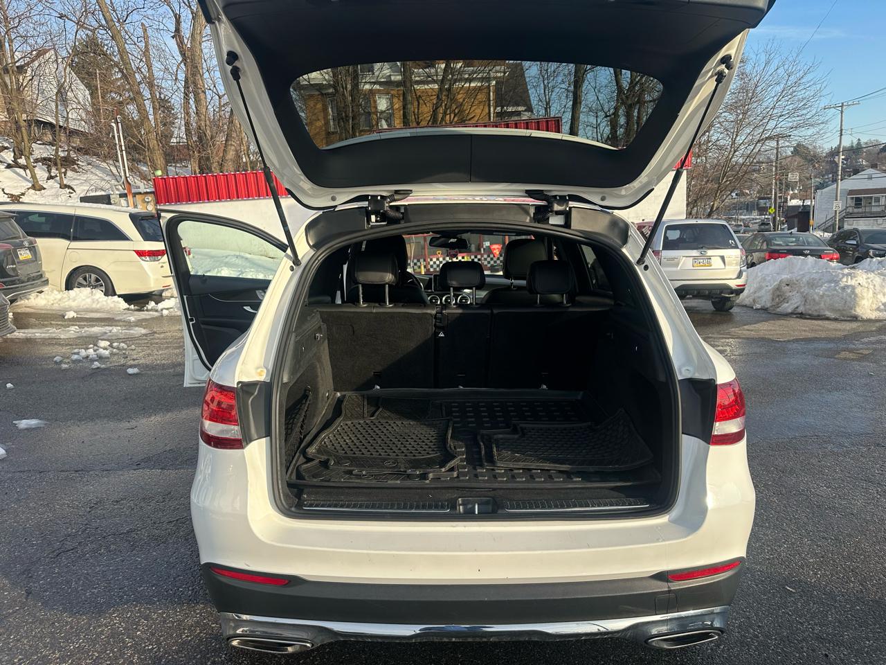 Mercedes-Benz GLC-Class GLC300 4MATIC 2019
