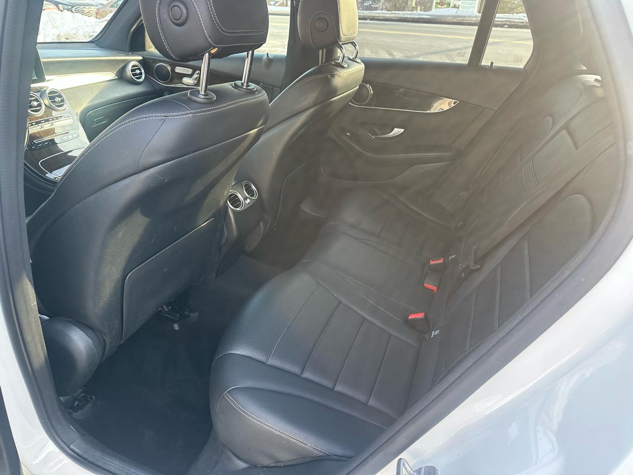 Mercedes-Benz GLC-Class GLC300 4MATIC 2019