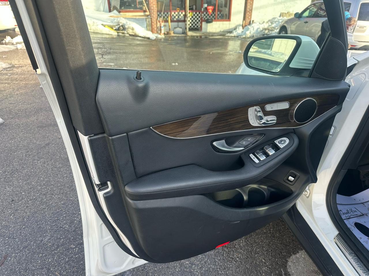 Mercedes-Benz GLC-Class GLC300 4MATIC 2019