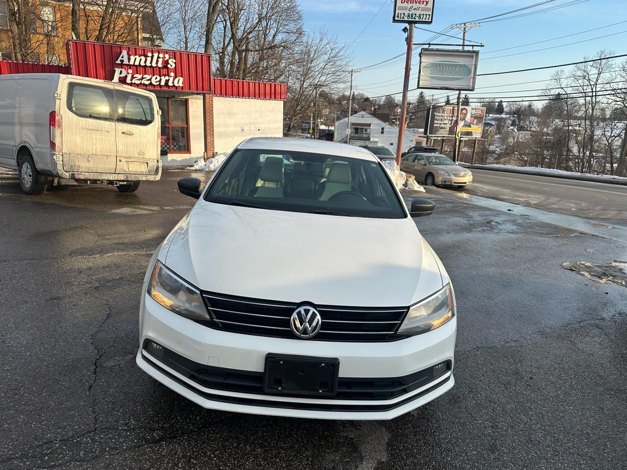 2016 Volkswagen Jetta SE 6A
