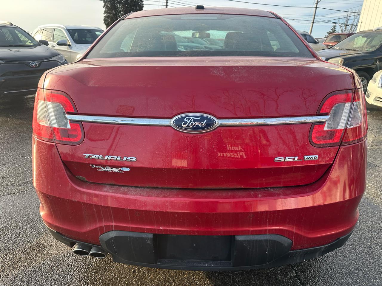 Ford Taurus SEL AWD 2012