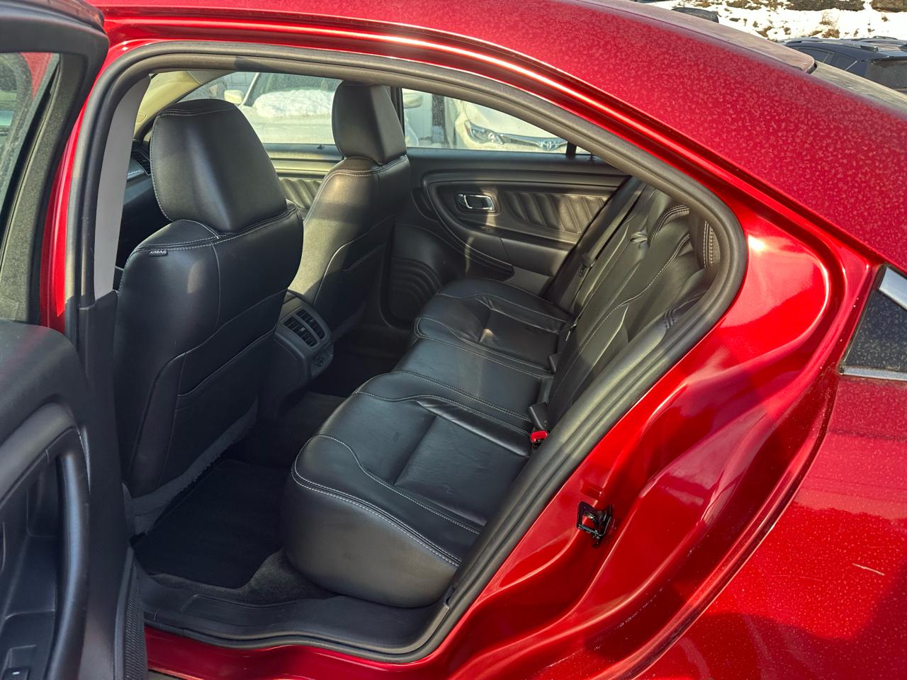 Ford Taurus SEL AWD 2012