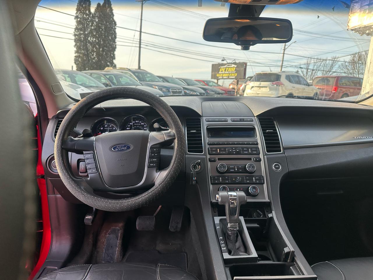 Ford Taurus SEL AWD 2012
