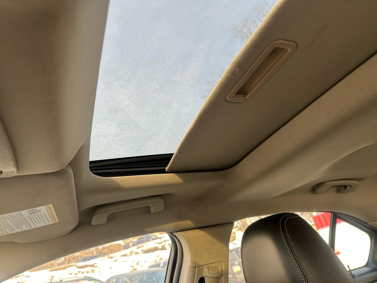 Ford Taurus SEL AWD 2012