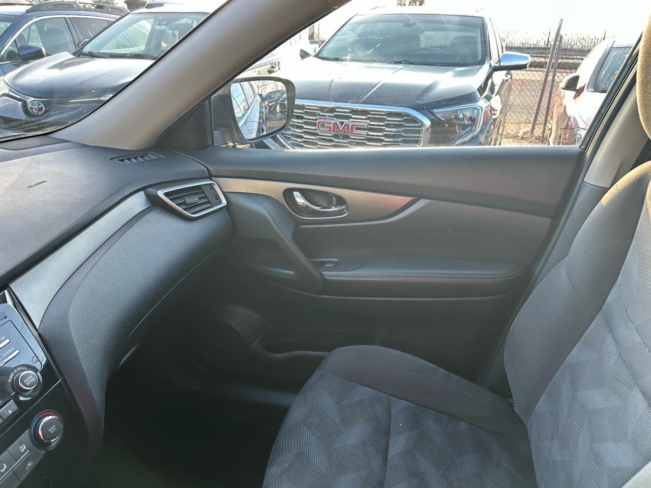 Nissan Rogue SV AWD 2015