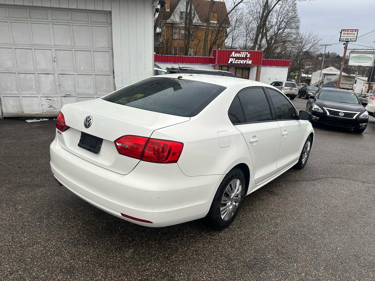 Volkswagen Jetta S 2013