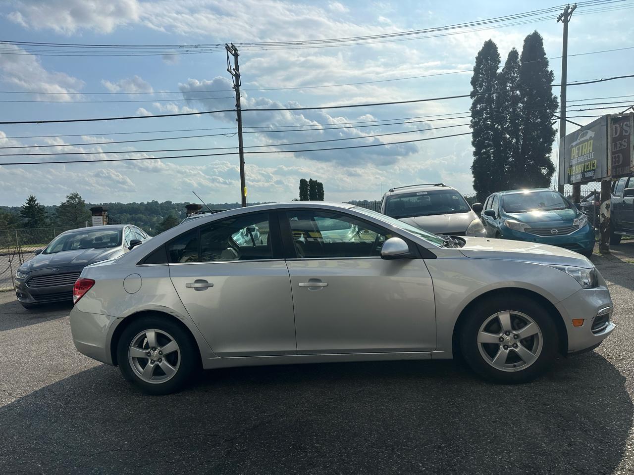 Chevrolet Cruze 1LT Auto 2015