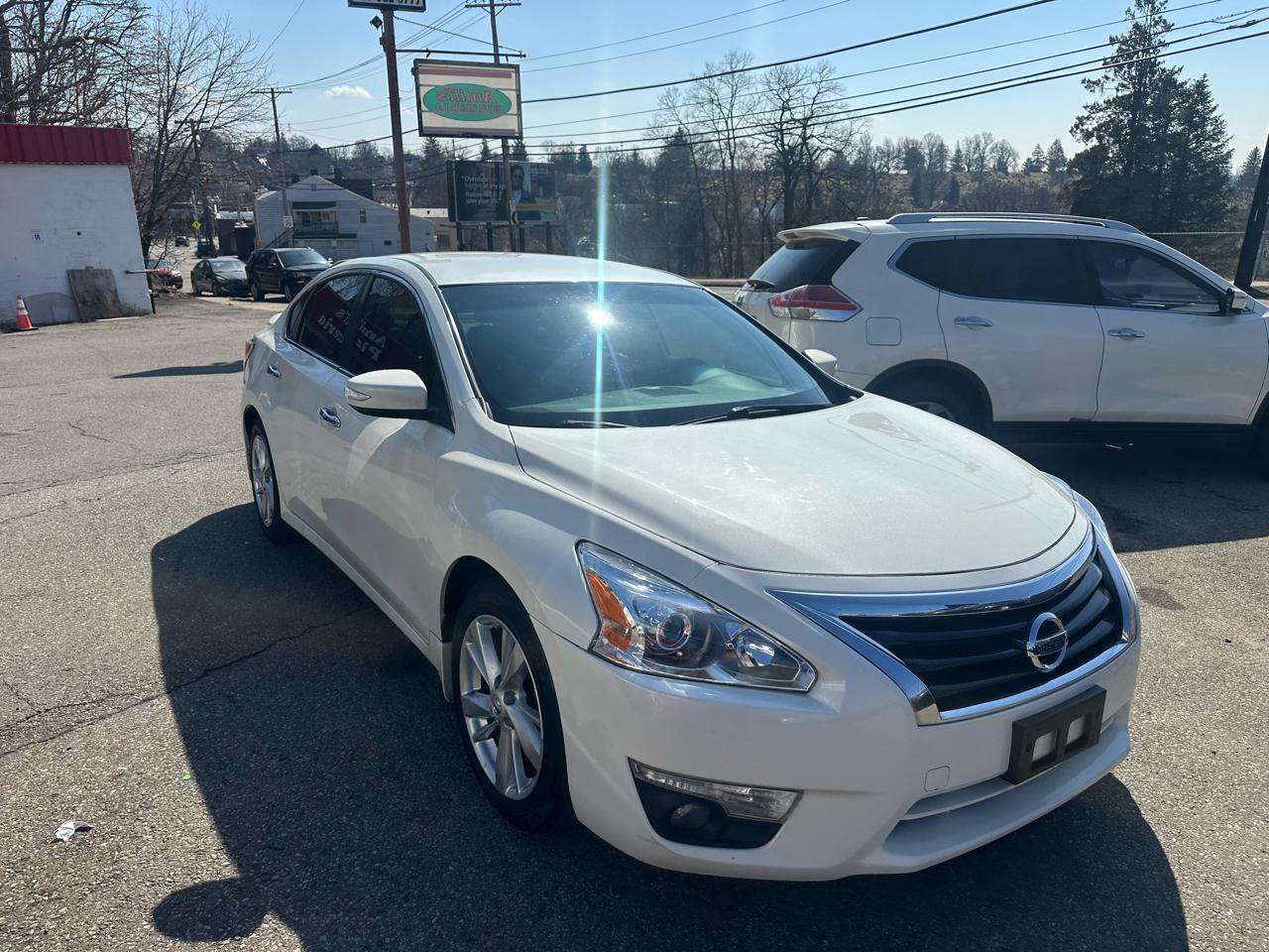 Nissan Altima 2.5 SV 2015