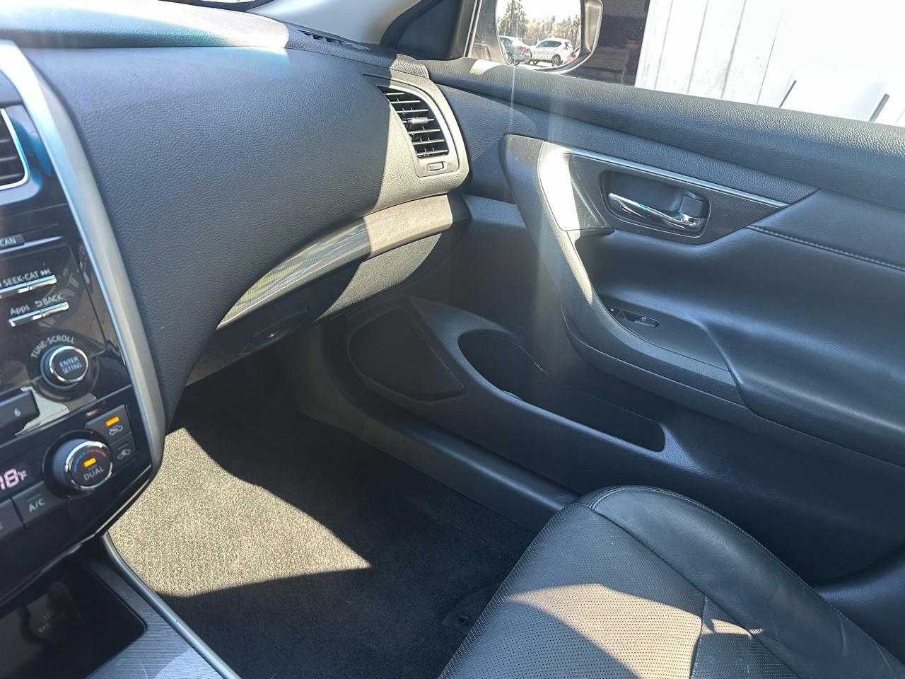 Nissan Altima 2.5 SV 2015