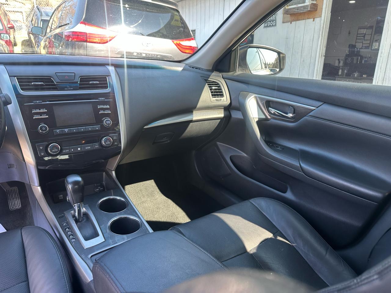 Nissan Altima 2.5 SV 2015