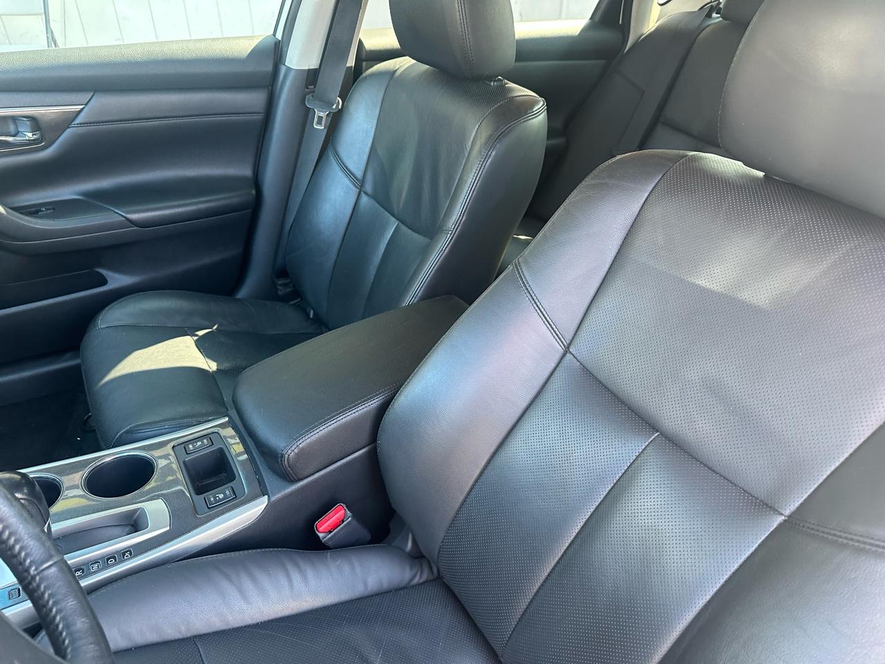 Nissan Altima 2.5 SV 2015