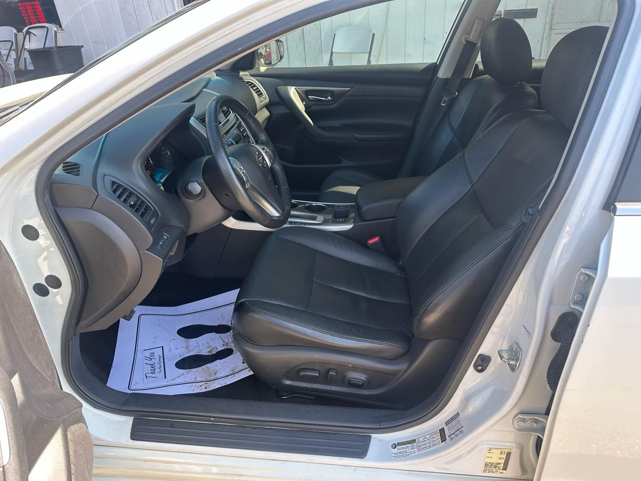 Nissan Altima 2.5 SV 2015