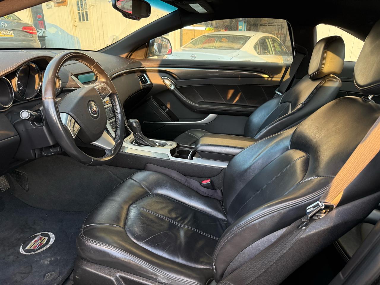 Cadillac CTS Base Coupe AWD 2011