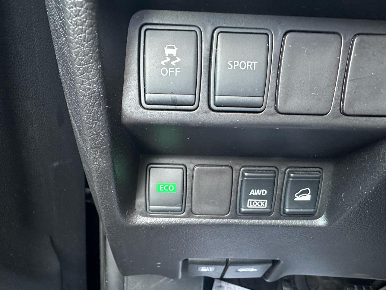 Nissan Rogue SV AWD 2015