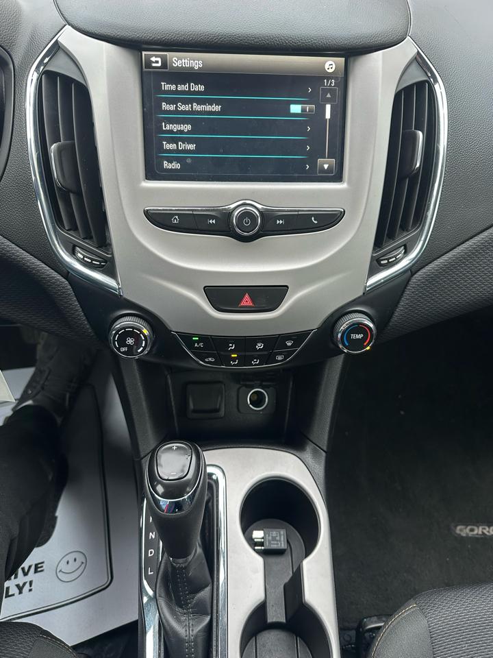 Chevrolet Cruze LS Auto 2018